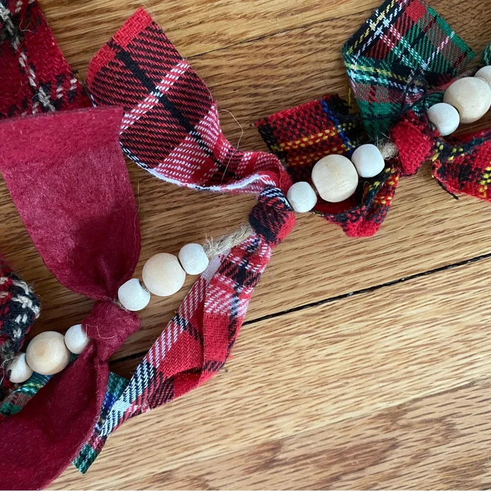 NWOT Christmas Garland